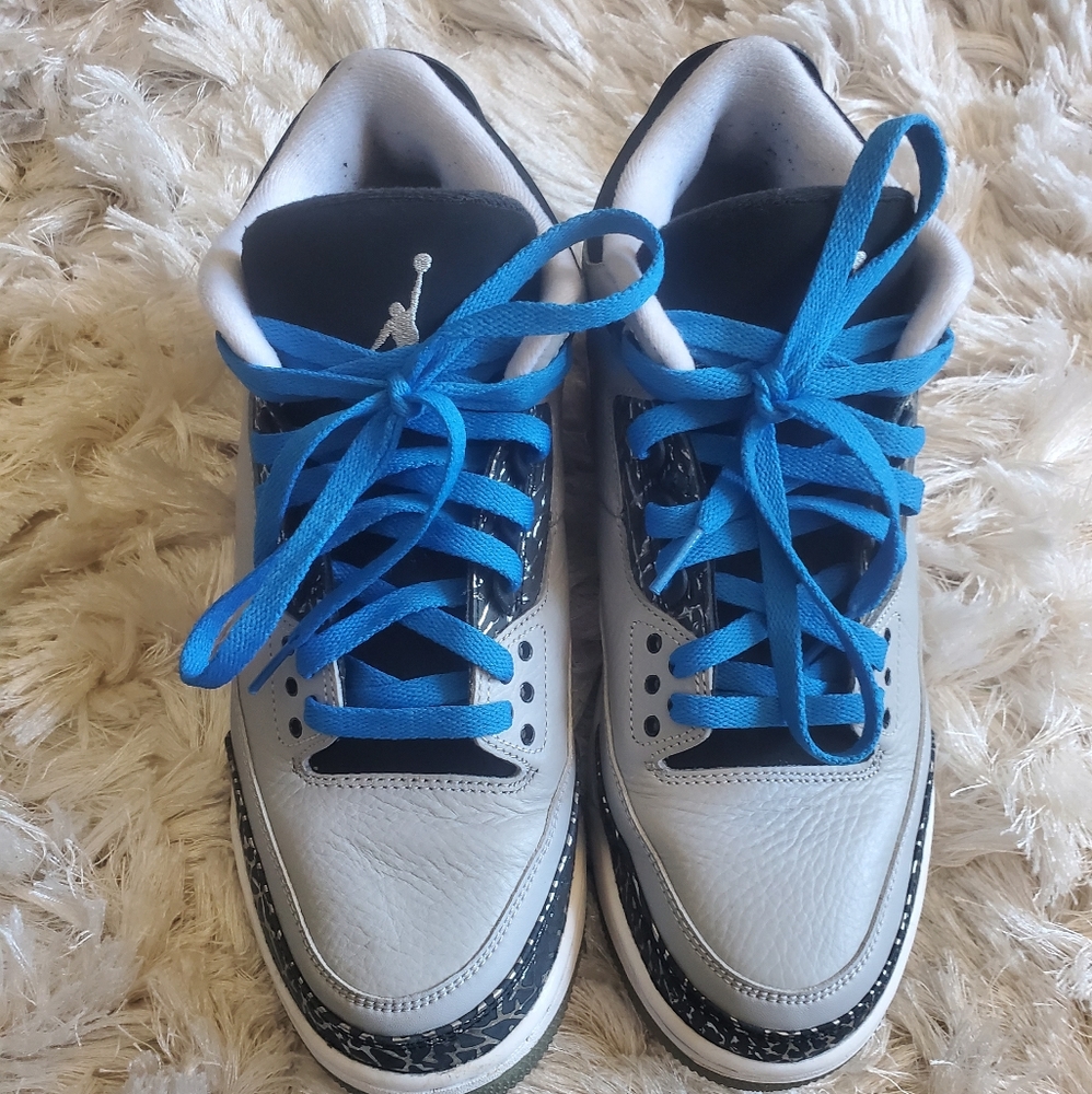 COPY - Retro Jordan 3 Wolf Greys